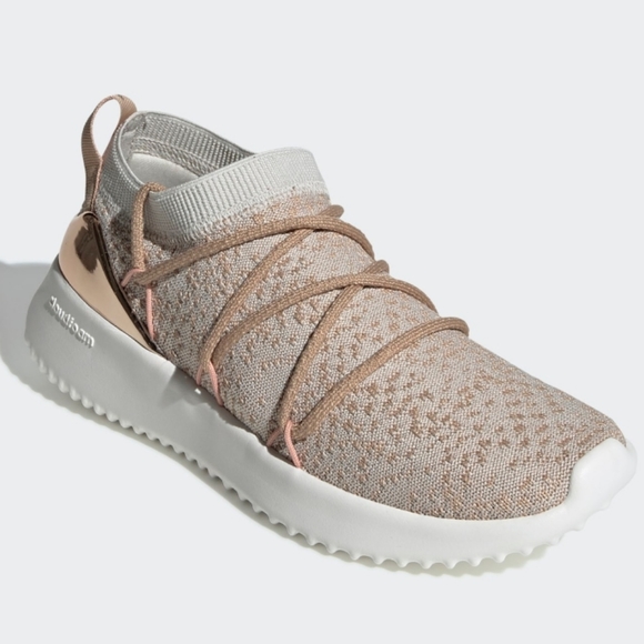 adidas ultimamotion sneaker